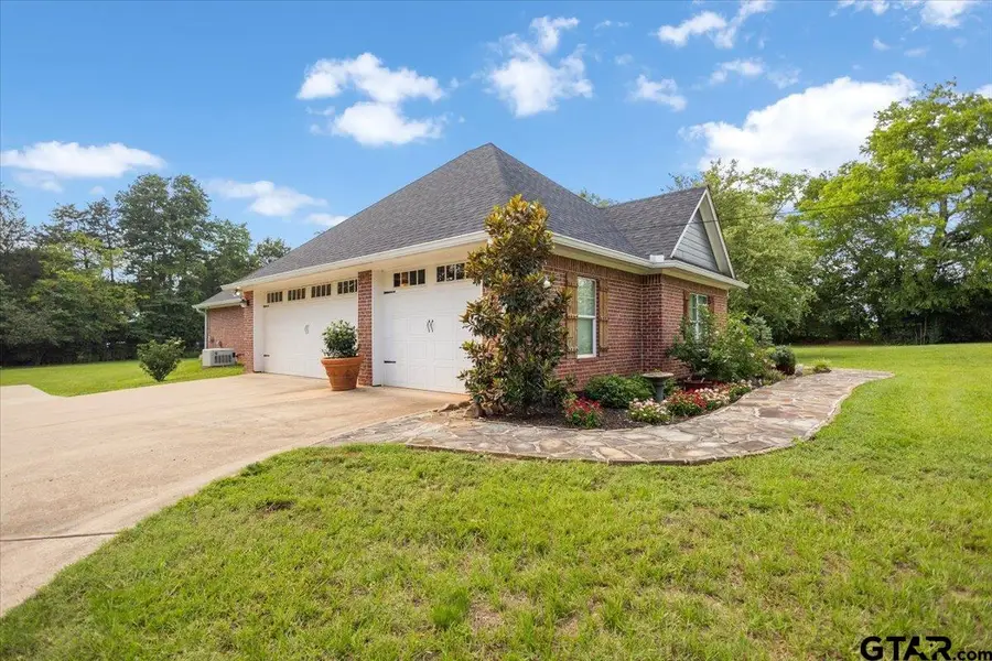 3524 County Rd 195 D, Kilgore, TX 75662 - #3