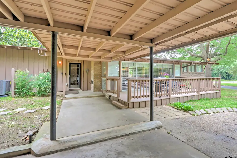 306 E Pine, Winnsboro, TX 75494 - #3