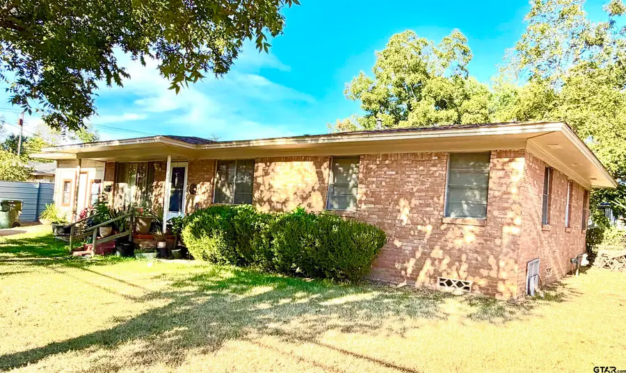1711 Charlotte Dr., Tyler, TX 75702 - #3