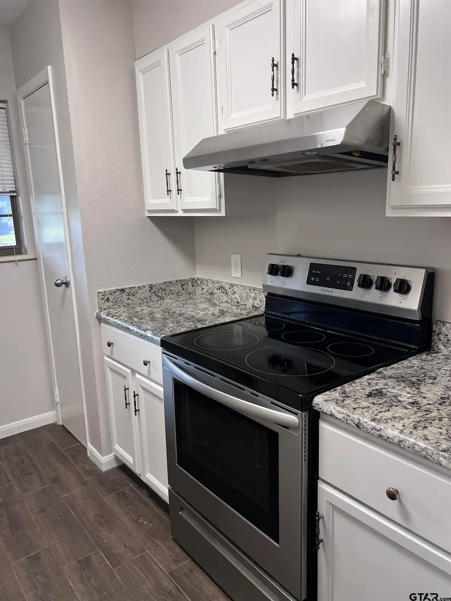 3419 Lexington Dr, Tyler, TX 75701 - #3