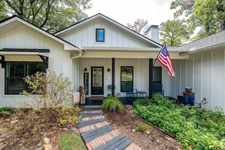 186 Pleasant Hill Ln, Holly Lake Ranch, TX 75765 - #2
