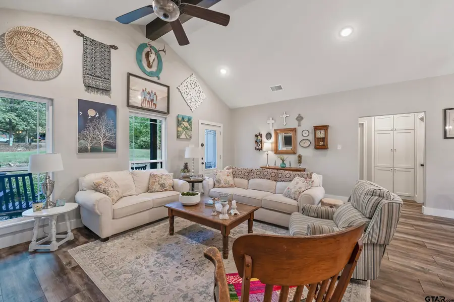 186 Pleasant Hill Ln, Holly Lake Ranch, TX 75765 - #3