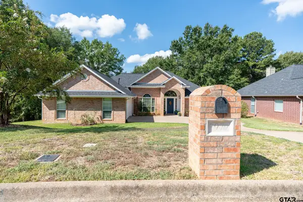 3979 Chapel Woods, Tyler, TX 75707
