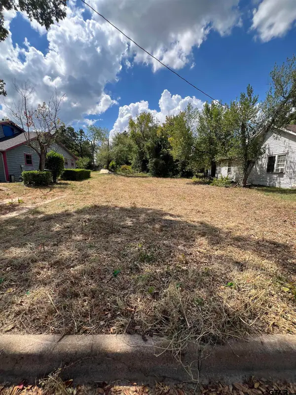 1918 W Jackson, Tyler, TX 75702