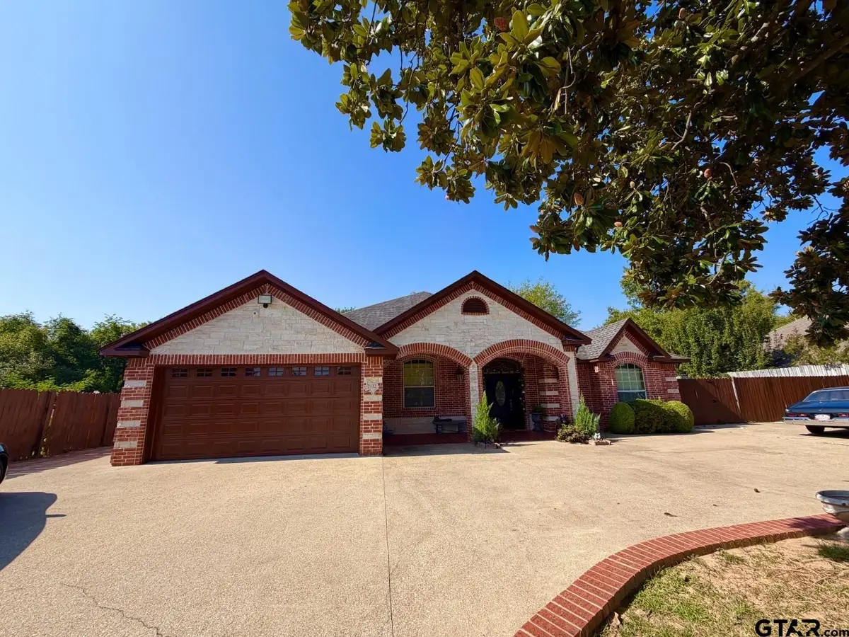 2122 Garden Valley Road, Tyler, TX 75702 - #1