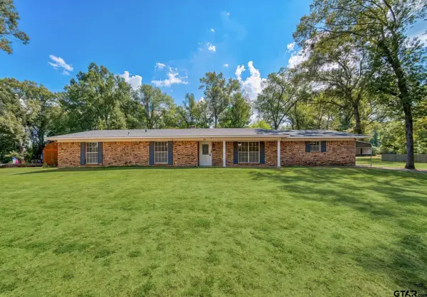107 Dogwood, Lone Star, TX 75668