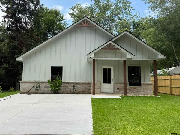 1212 N Albertson Ave, Tyler, TX 75702