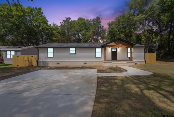 523 Almarion St, Bullard, TX 75757