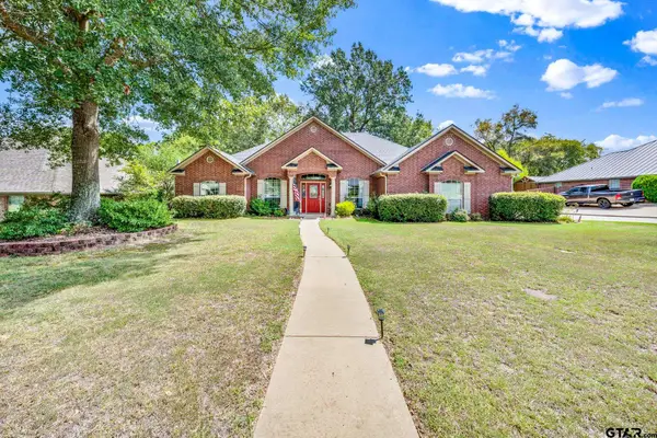 3808 Clarkway Place, Longview, TX 75605