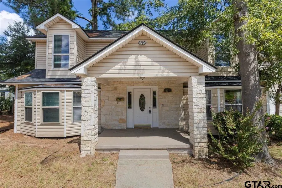 627 W 2nd St., Tyler, TX 75701 - #2