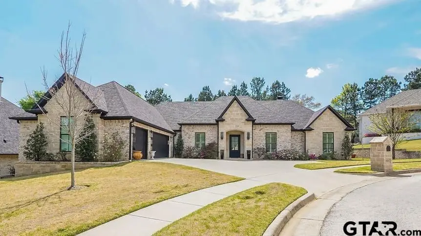 7521 Northlake Dr., Tyler, TX 75703 - #2