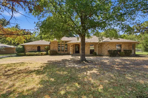 109 Clover Dr, Gun Barrel City, TX 75156