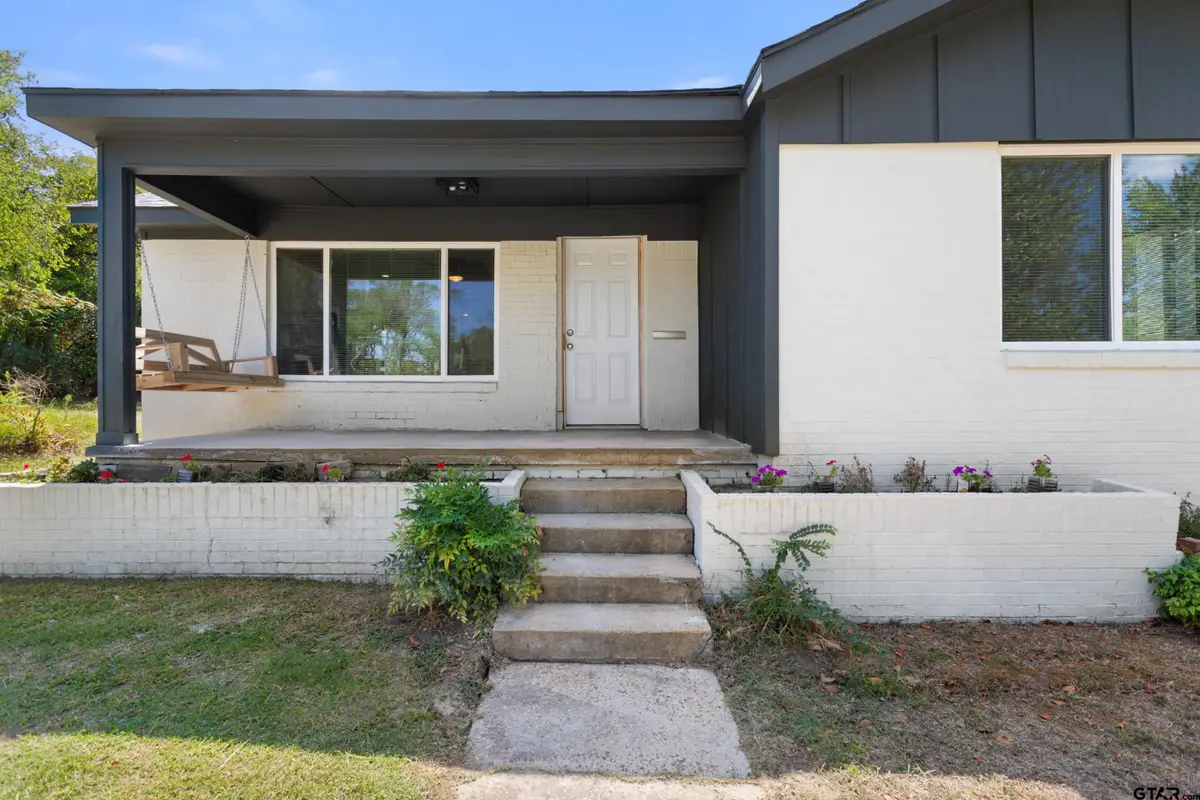 500 W Vance, Tyler, TX 75702 - #1