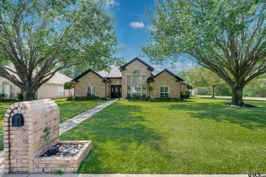 1318 Spring Branch Dr, Tyler, TX 75703 - #2