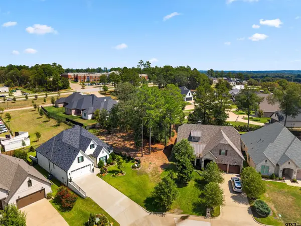 7318 Crosswater Cv, Tyler, TX 75703