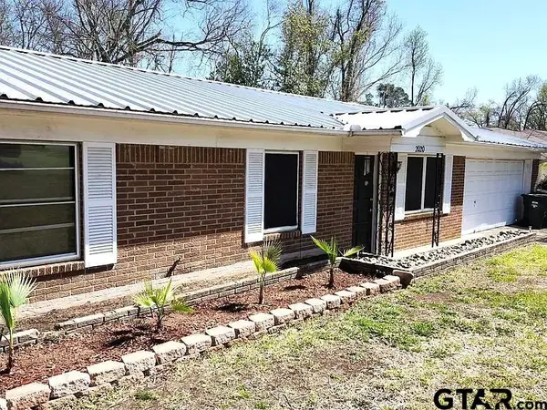 2020 Redbud, Tyler, TX 75701