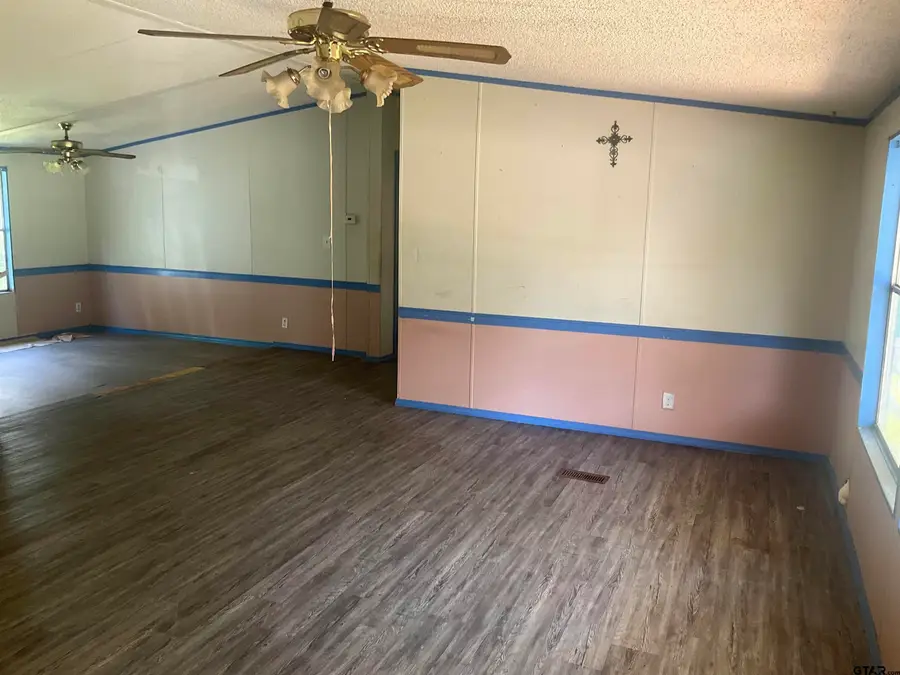 8845 Jennifer Dr., Tyler, TX 75703 - #2
