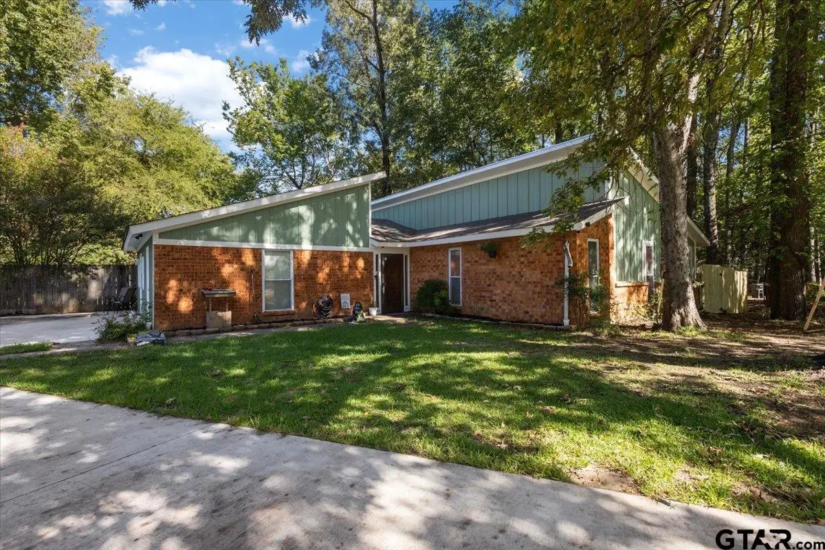 300 Synterra, Lindale, TX 75771 - #1