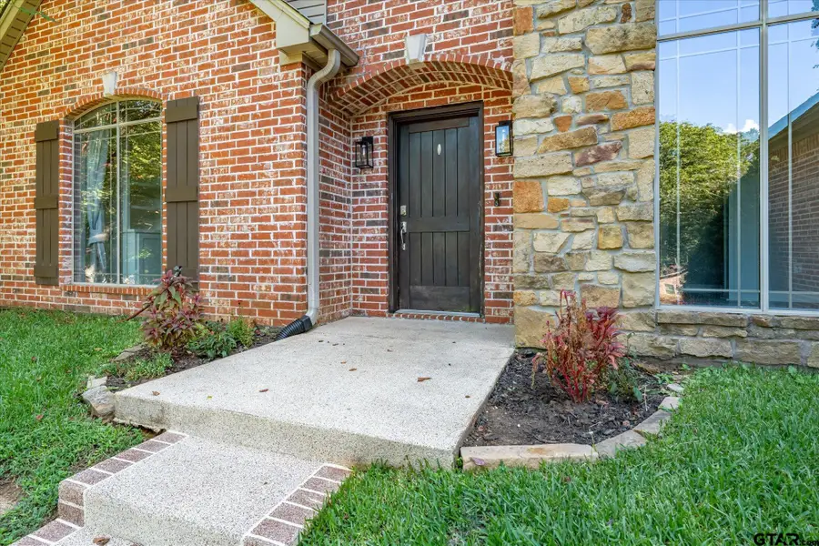 2811 Prestwick Road, Jacksonville, TX 75766 - #3