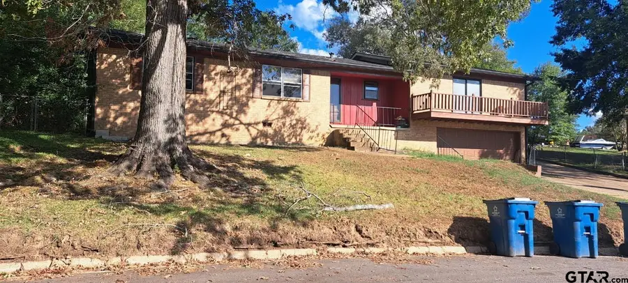 103 Alberta Ave, Henderson, TX 75654 - #2