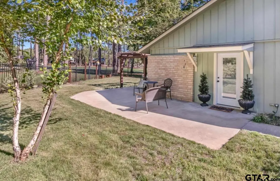 202 Pine Tree 3a, Holly Lake Ranch, TX 75765 - #2