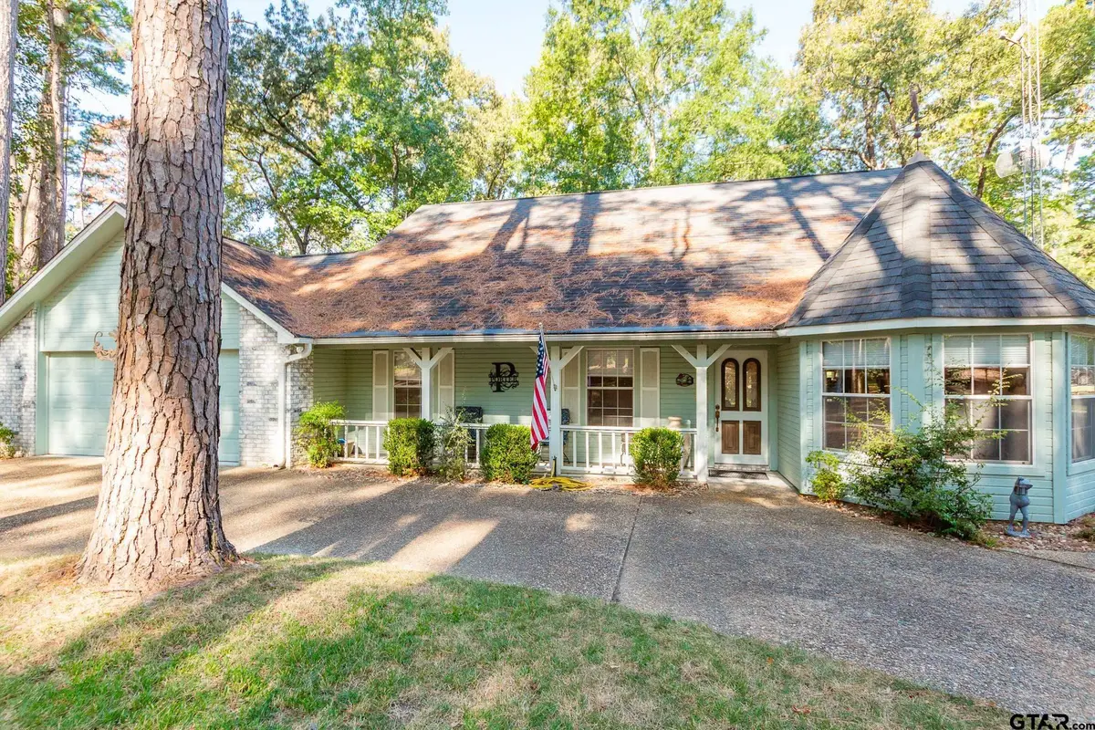 271 Greenbriar Trl, Holly Lake Ranch, TX 75765 - #1