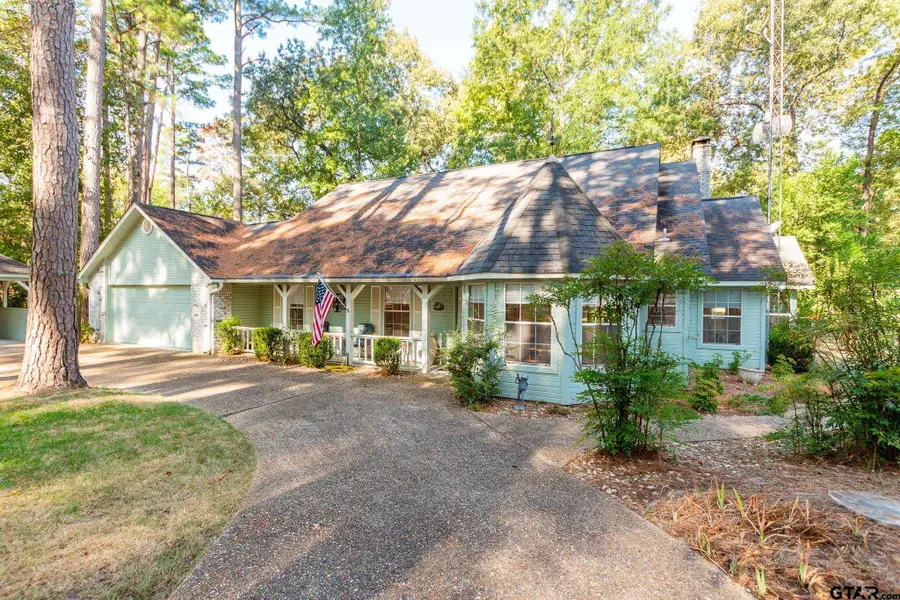 271 Greenbriar Trl, Holly Lake Ranch, TX 75765 - #2