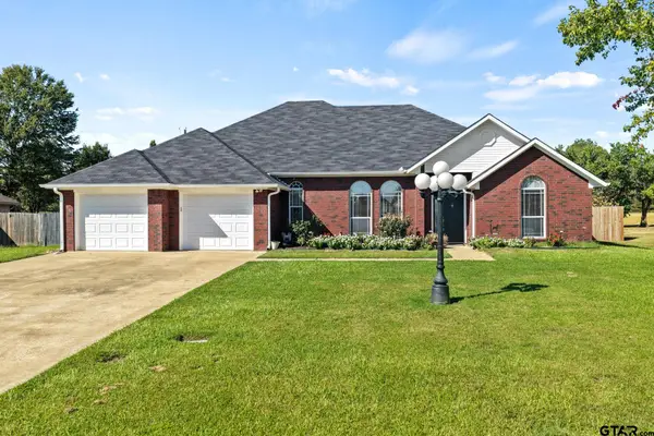 110 Diana Lane, Mt Pleasant, TX 75455