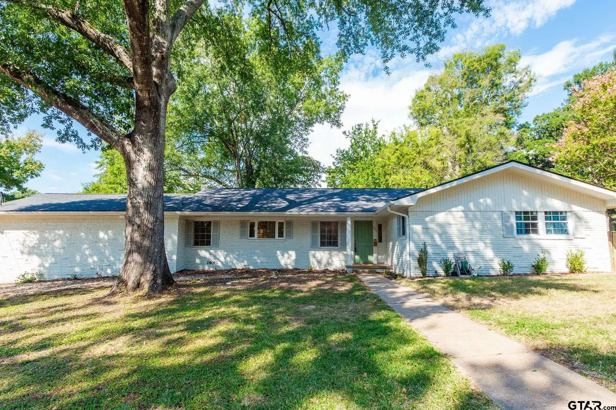 3215 Curtis Dr, Tyler, TX 75701 - #1