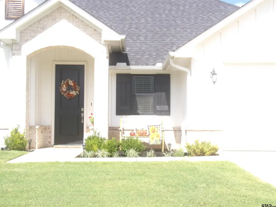 11322 Windsor Park Dr, Tyler, TX 75709 - #2