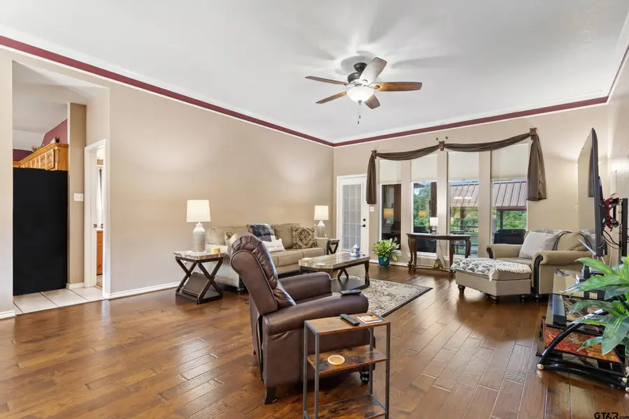243 Spring Lake Dr, Mineola, TX 75773 - #3