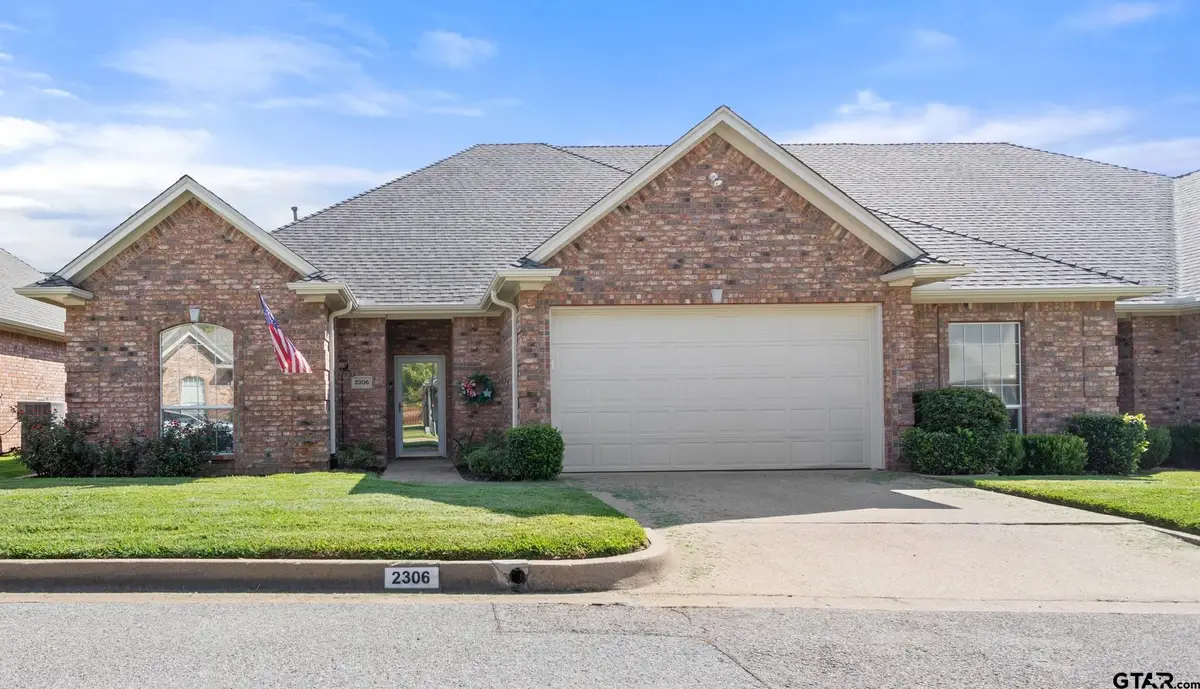 2306 Homestead Ln, Tyler, TX 75701 - #1