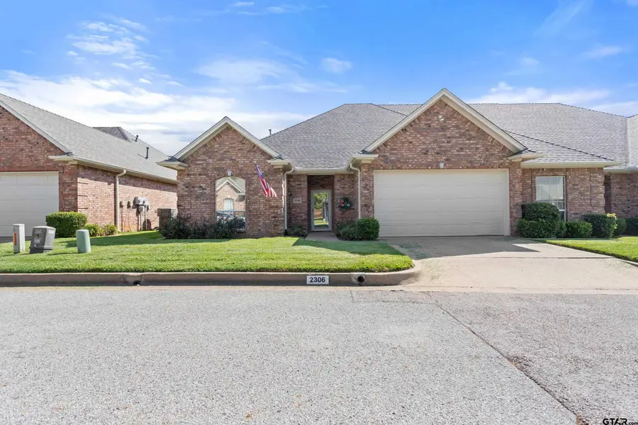 2306 Homestead Ln, Tyler, TX 75701 - #2