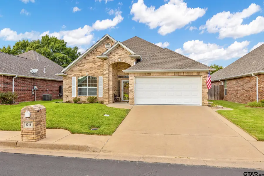 1915 Hollyglen, Tyler, TX 75703 - #2