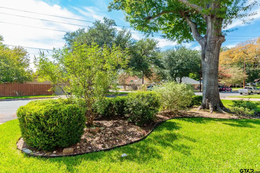 4016 Pollard Dr, Tyler, TX 75701 - #2