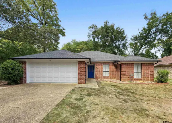 2100 Pinkerton Dr, Tyler, TX 75701