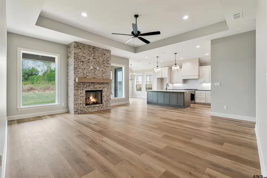 513 Sides Blvd., Bullard, TX 75757 - #2