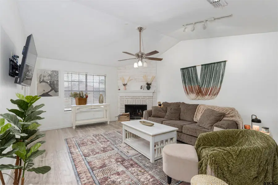 400 Southtown Dr #606, Tyler, TX 75703 - #2