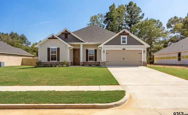 332 Erica Way, Lindale, TX 75771