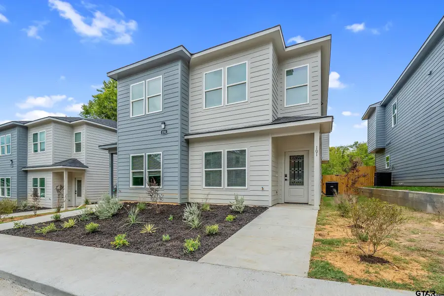 136 Belcher St., Mineola, TX 75773 - #2
