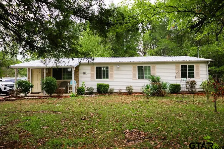 621 Martin Luther King Dr., Kilgore, TX 75662 - #2