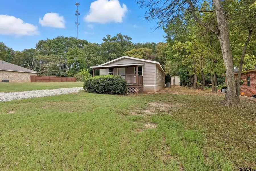 1005 E 9th, Mount Pleasant, TX 75455 - #2