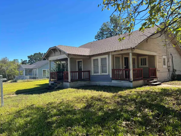 400 Main St, Mt Vernon, TX 75457