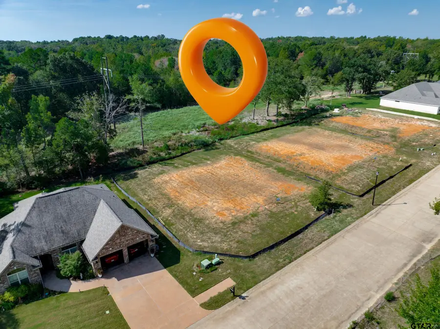 1604 Courtland Ln, Lindale, TX 75771 - #3