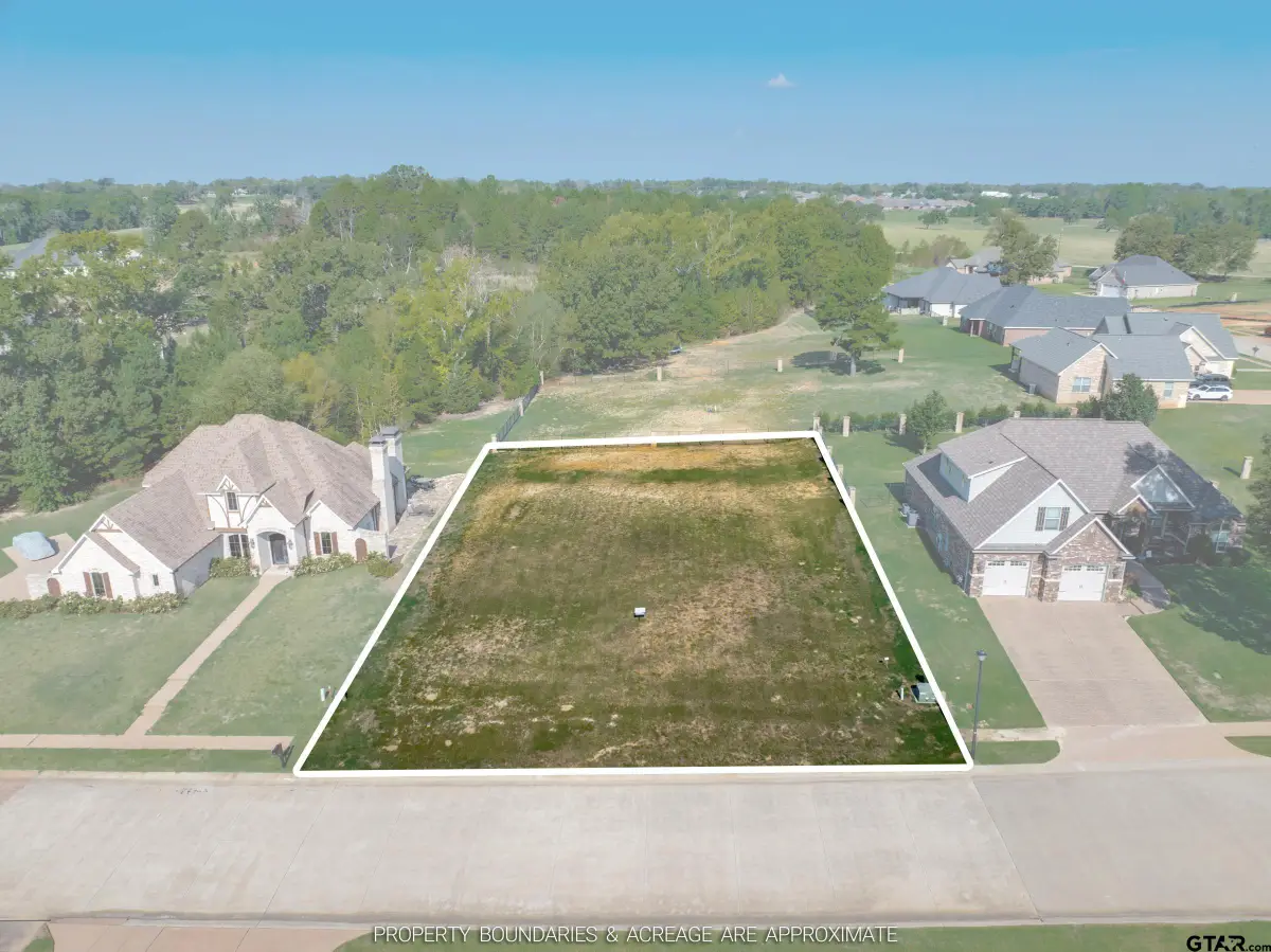 1505 Courtland Ln, Lindale, TX 75771 - #1