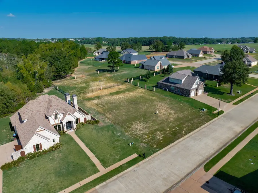 1505 Courtland Ln, Lindale, TX 75771 - #2