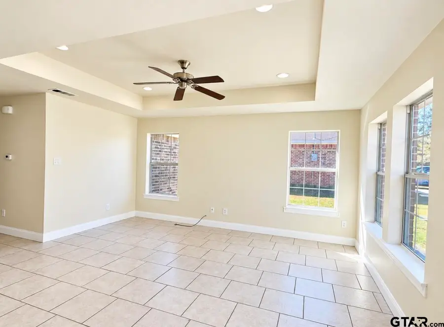 203 Reynolds, Pittsburg, TX 75686 - #2