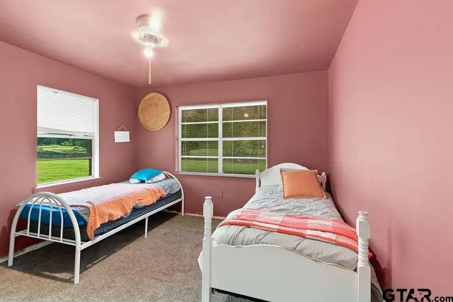 106 Mockingbird Ln, Gilmer, TX 75645 - #3