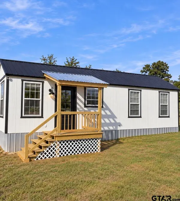 7792 Arrowwood Dr., Gilmer, TX 75644