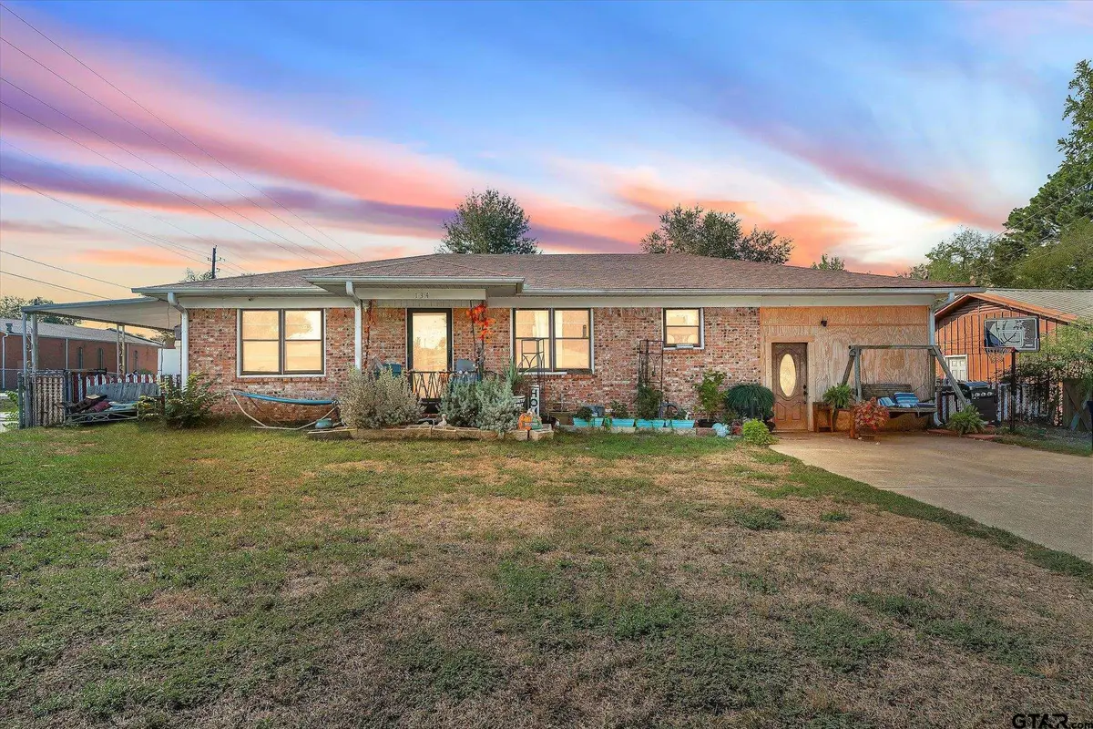 134 Laura Street, Mineola, TX 75773 - #1